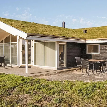 Vakantiehuis Beautiful In With Sauna *